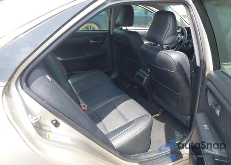 2015 Toyota Camry Se z USA, uszkodzony, nr VIN 4T1BF1FK4FU083550